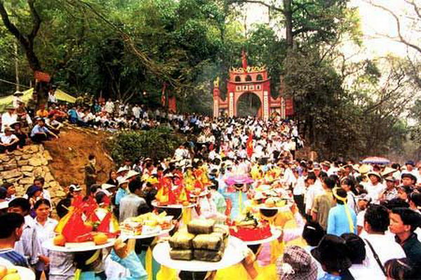 คลิกที่นี่ เพื่อดูรูปใหญ่ ด้านล่าง งานวัดหัง Hung Temple เวียดนาม