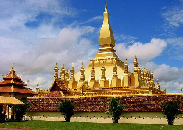 พระธาตุหลวง Pha That Luang ลาว