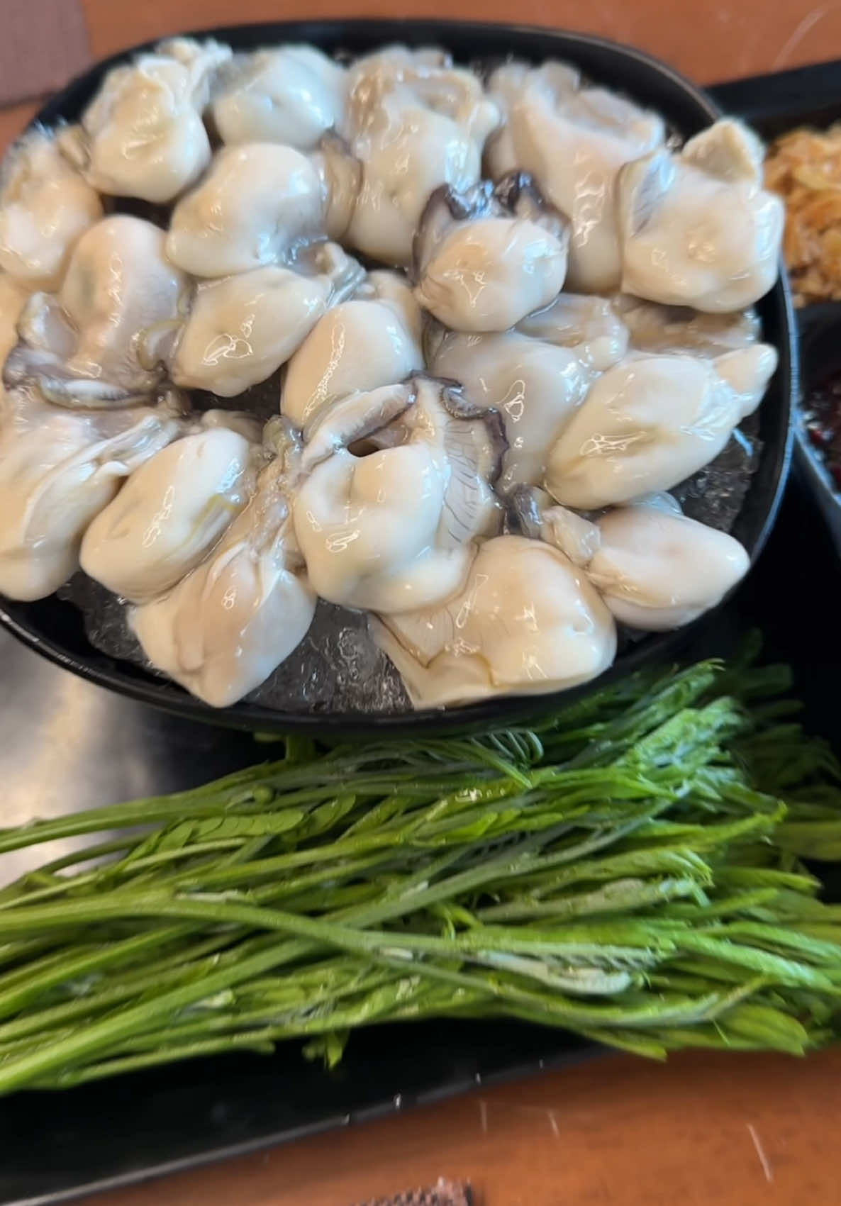 แอมป์พีรวัศ ไปตะลุยกันครับ ถูก+ดี+อร่อย  ครัวเอกรัตน์ Rannacof....