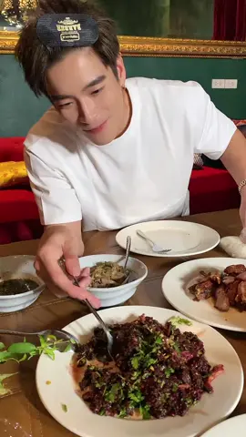 arhaankongalek มาเขียงใหม่ทั้งที เล็กอยากชวนทุกคนมาลองกินลาบควายด.... arhaankongalek มาเขียงใหม่ทั้งที เล็กอยากชวนทุกคนมาลองกินลาบควายด....