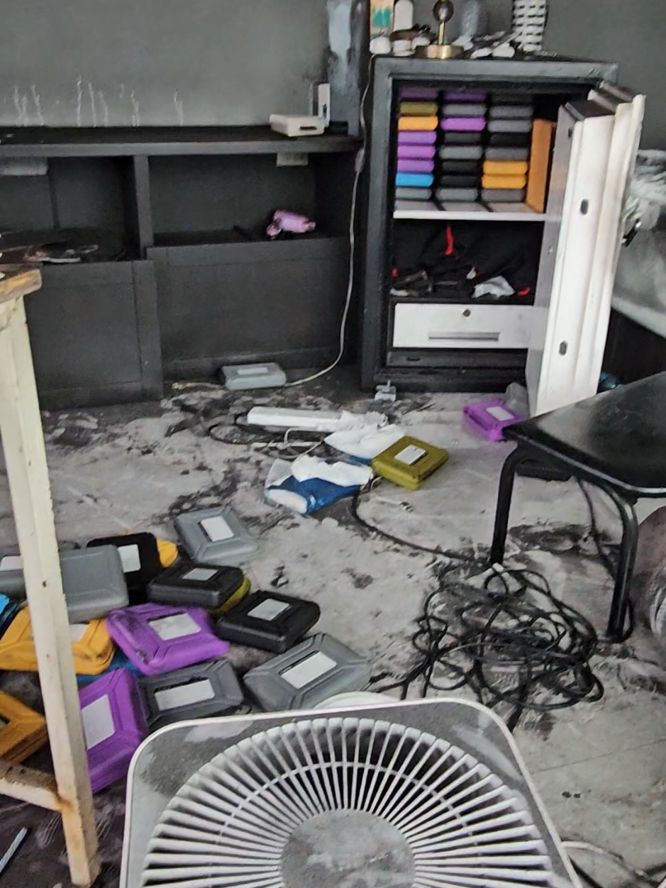 🩲CHARLIEPOTJESแน็กชาลี🩲 ทีแรกกะว่าจะทิ้งบ้านหลังนี้ไว้ดูเล่นไปเลย 🥰 แต่เออ....