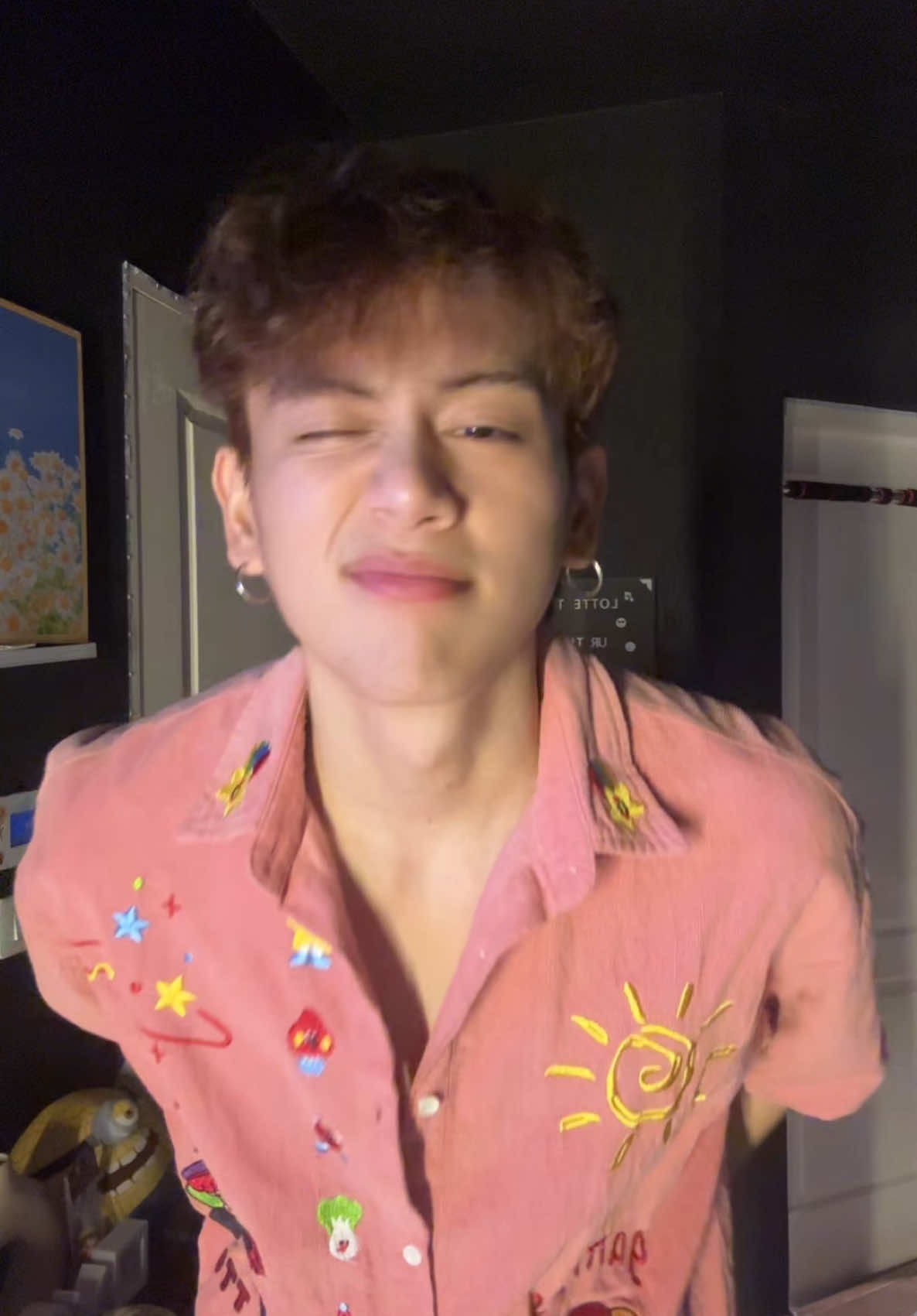 เลิกรักแล้วกั๊กก่อน แฮร่ Ig : lottethakorn
Fb : .... Lotte_thakorn 💙 ❤️ ผู้ติดตาม 0 คน ผลงาน 0 คลิป ได้หัวใจ ดวง เลิกรักแล้วกั๊กก่อน แฮร่ Ig : lottethakorn
Fb : ....