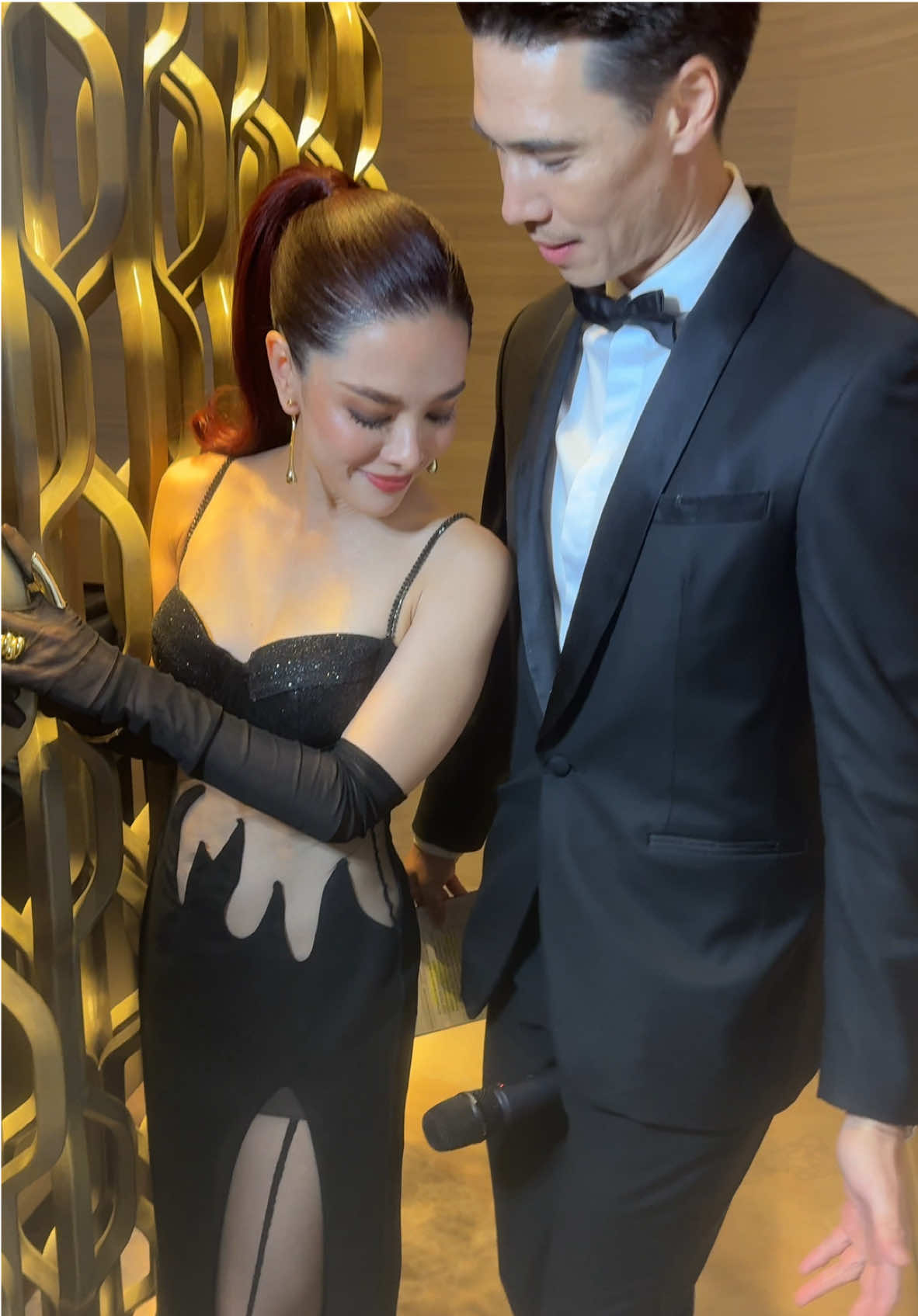 ทุกที่ทุกเวลา ไมค์จิ้ม ไมค์ใหญ่มาก 😂@GuruMatthew  ....