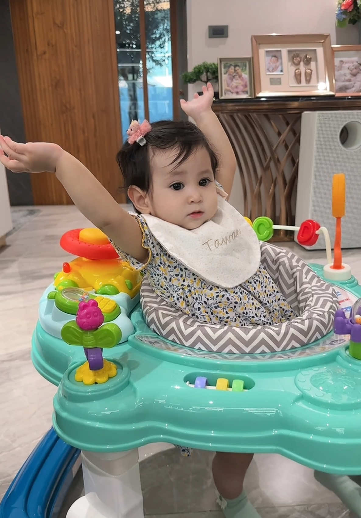 Yui Chiranan Manochaem ใครชื่อพราวตะวันยกมือขึ้น🥰🙋🏻‍♀️☺️ พราวตะวัน น้องตะ....