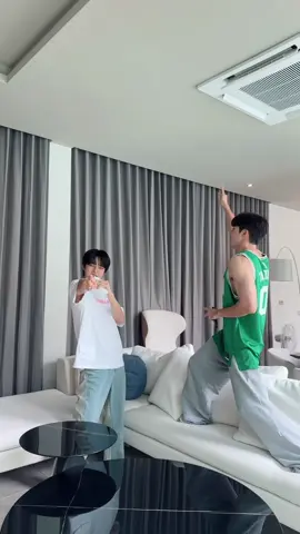 ⭐️ คนติดตามเยอะ อันดับ172 ฉันก็ยินดีที่เธอทำได้ @NuNew ZeeNuNew IG: zeepruk.... ZEE ❤️ ผู้ติดตาม 0 คน ผลงาน 0 คลิป ได้หัวใจ ดวง ฉันก็ยินดีที่เธอทำได้ @NuNew ZeeNuNew IG: zeepruk....